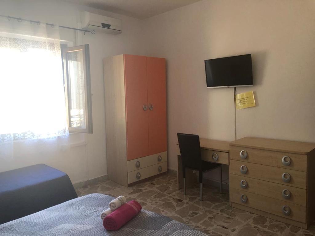 Il Girasole Acomodação com café da manhã Crotone Exterior foto