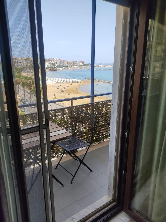 Il Girasole Acomodação com café da manhã Crotone Exterior foto
